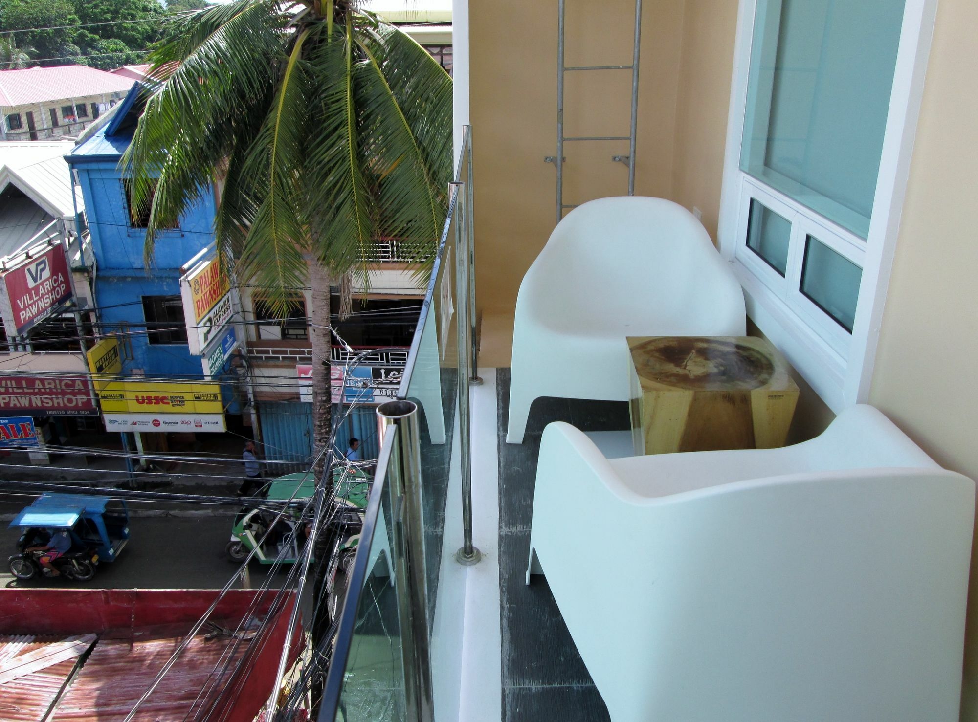 บลู โอเชียน บูทิก โฮเต็ล.คอม Hotel Manoc-Manoc ภายนอก รูปภาพ